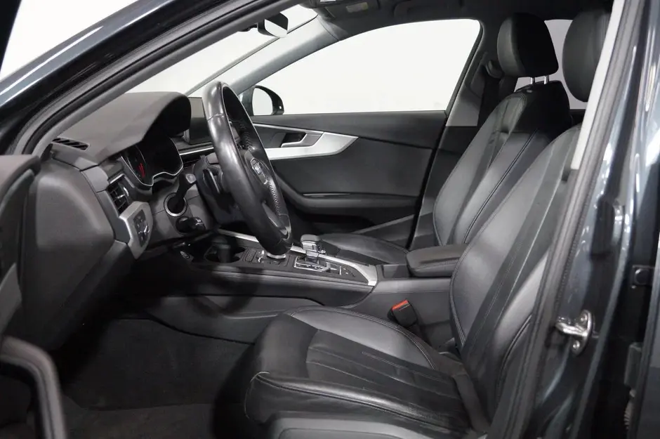 Audi A4, 2018 г.