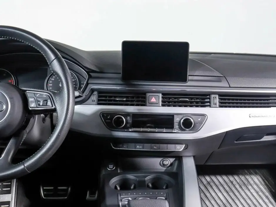 Audi A4, 2018 г.