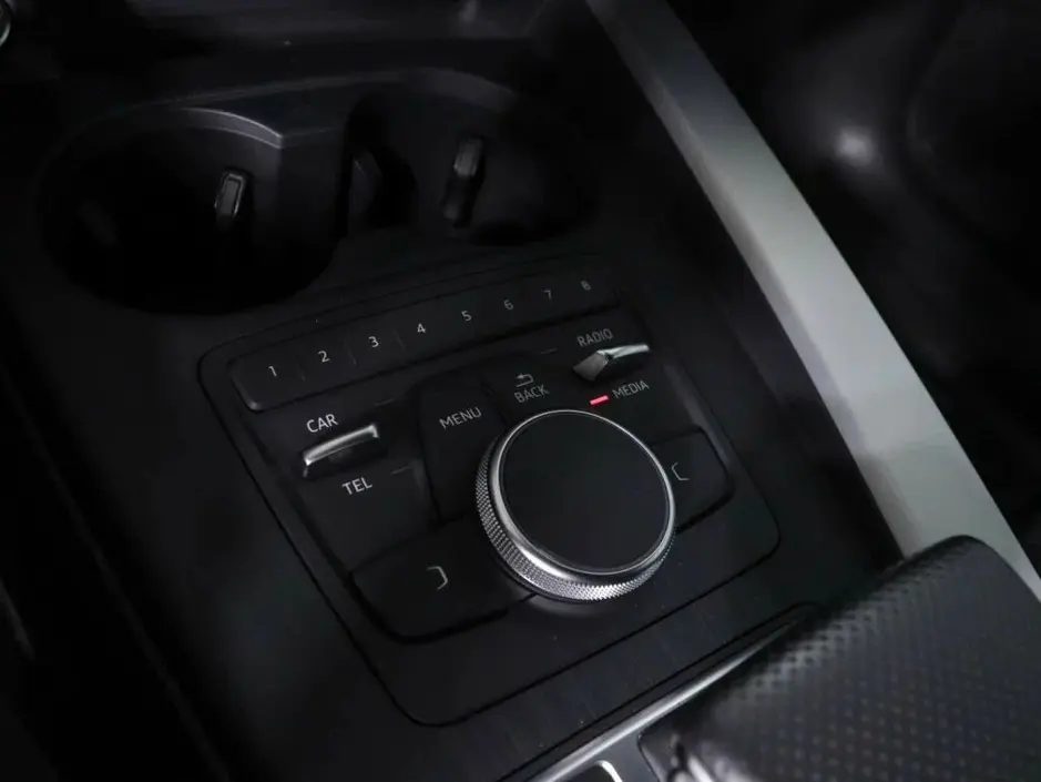 Audi A4, 2018 г.
