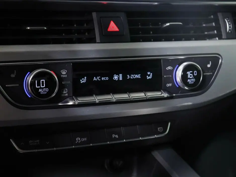 Audi A4, 2018 г.
