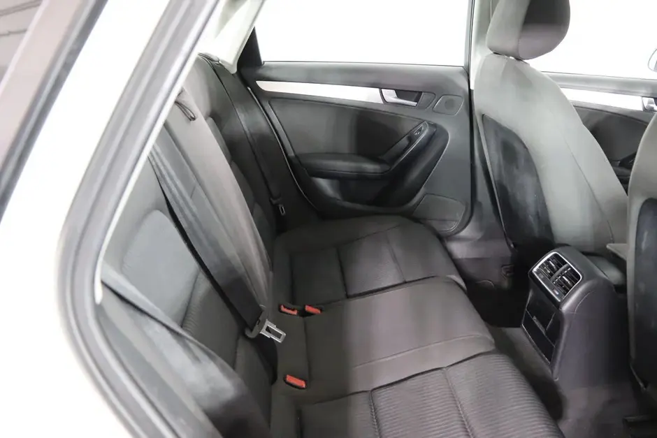 Audi A4, 2010 г.