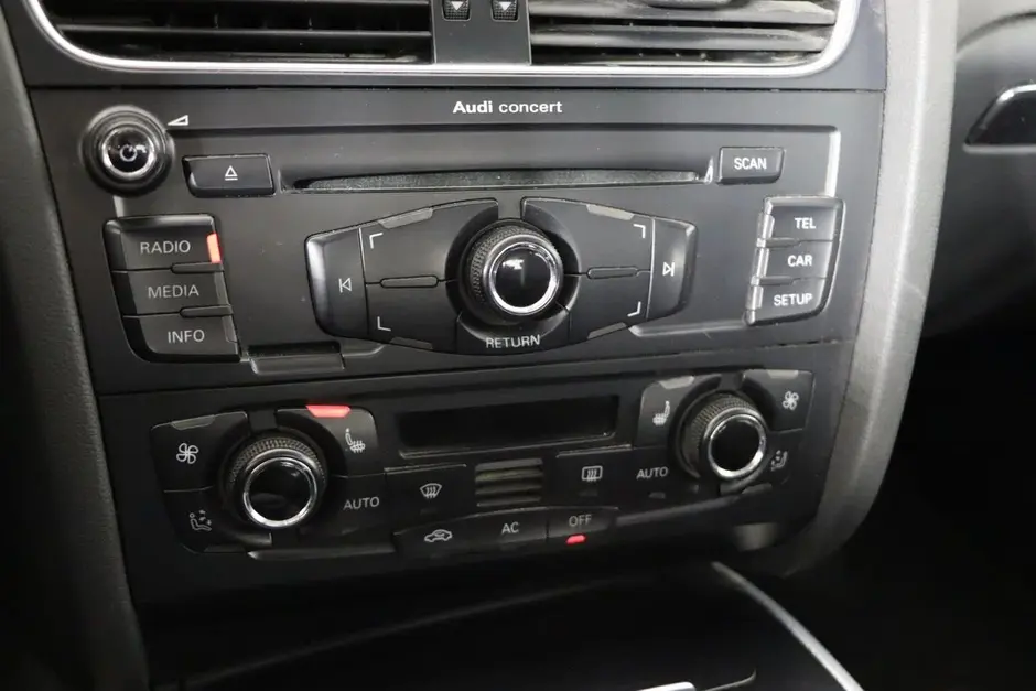 Audi A4, 2010 г.