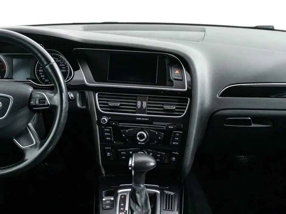 Audi A4, 2015 г.