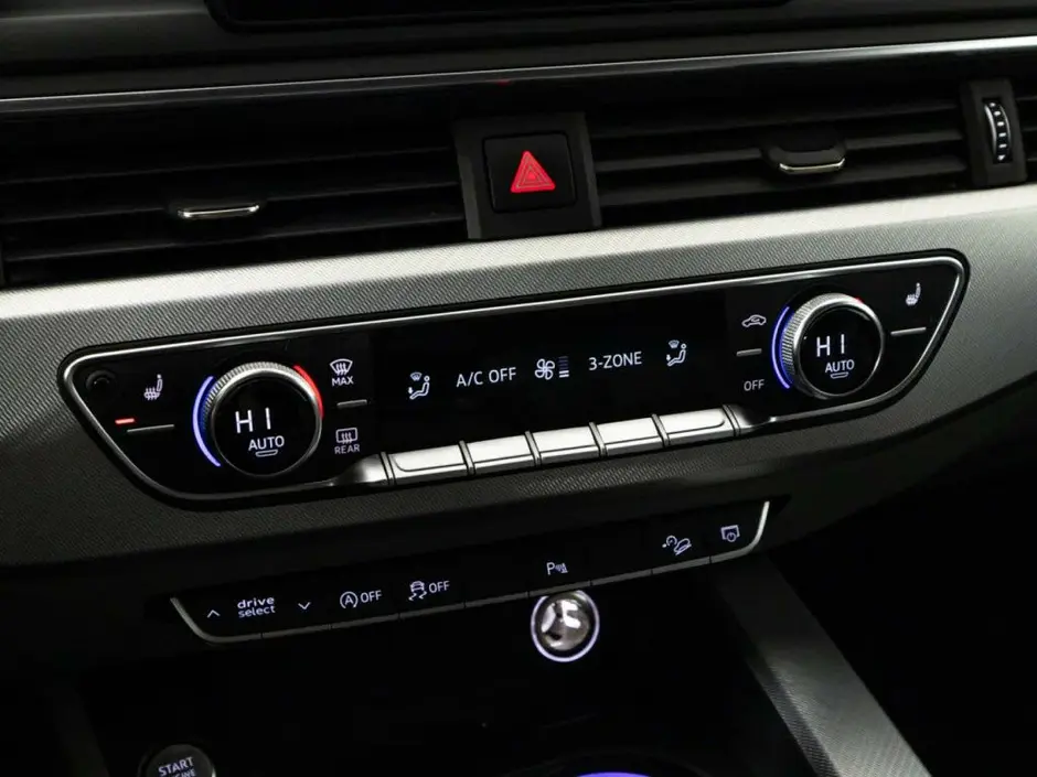 Audi A4, 2015 г.