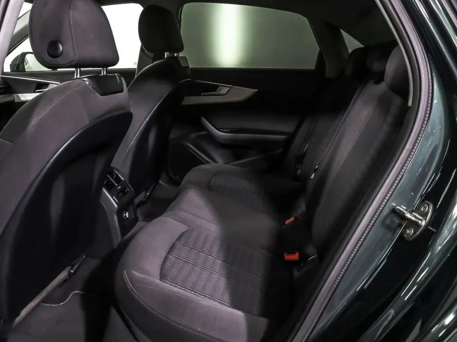 Audi A4, 2016 г.