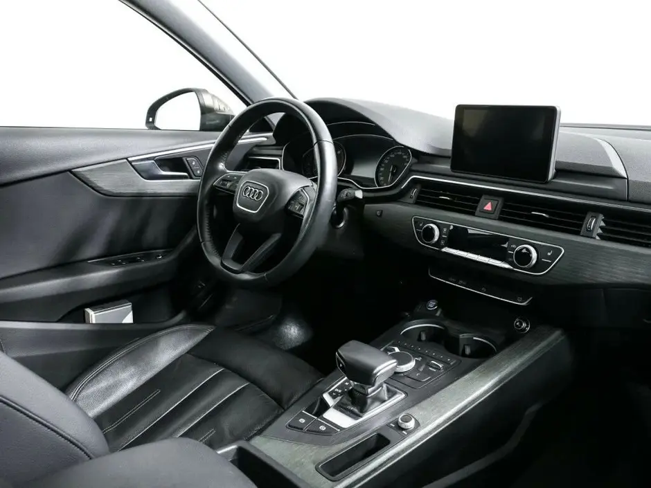 Audi A4, 2018 г.