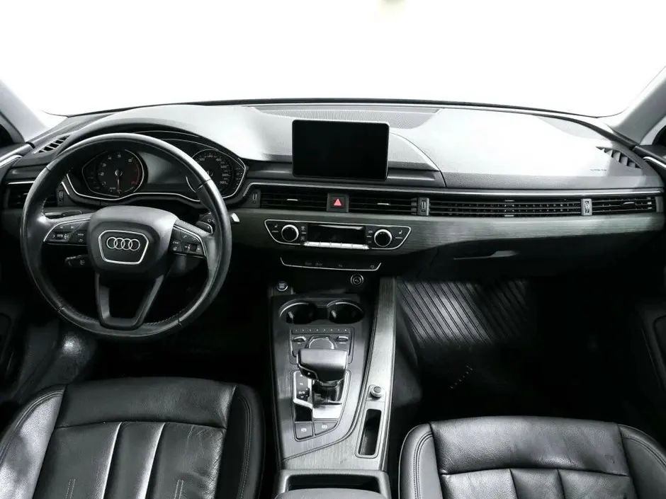 Audi A4, 2018 г.