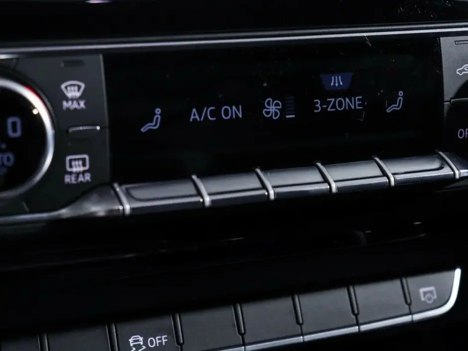 Audi A4, 2017 г.