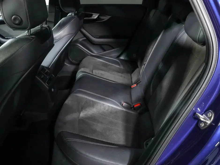 Audi A4, 2017 г.