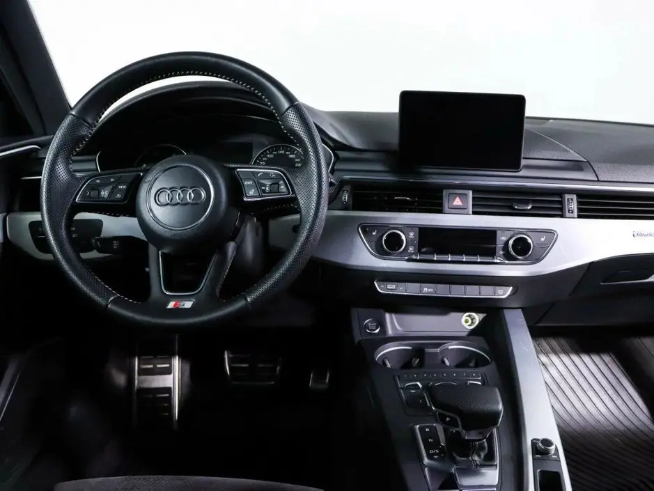 Audi A4, 2017 г.