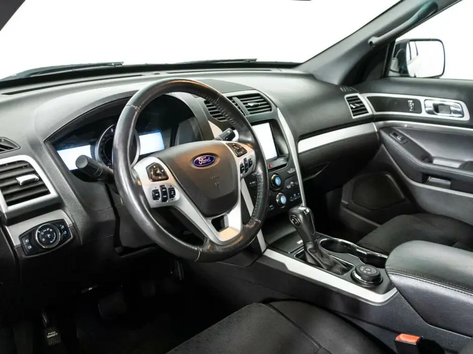 Ford Explorer, 2014 г.