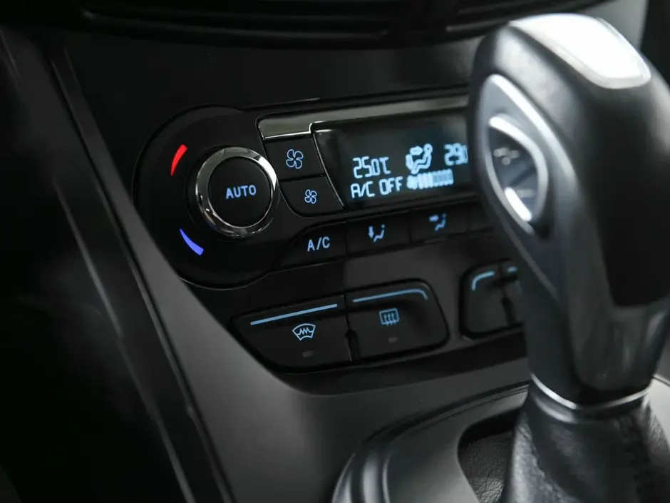 Ford Kuga, 2016 г.