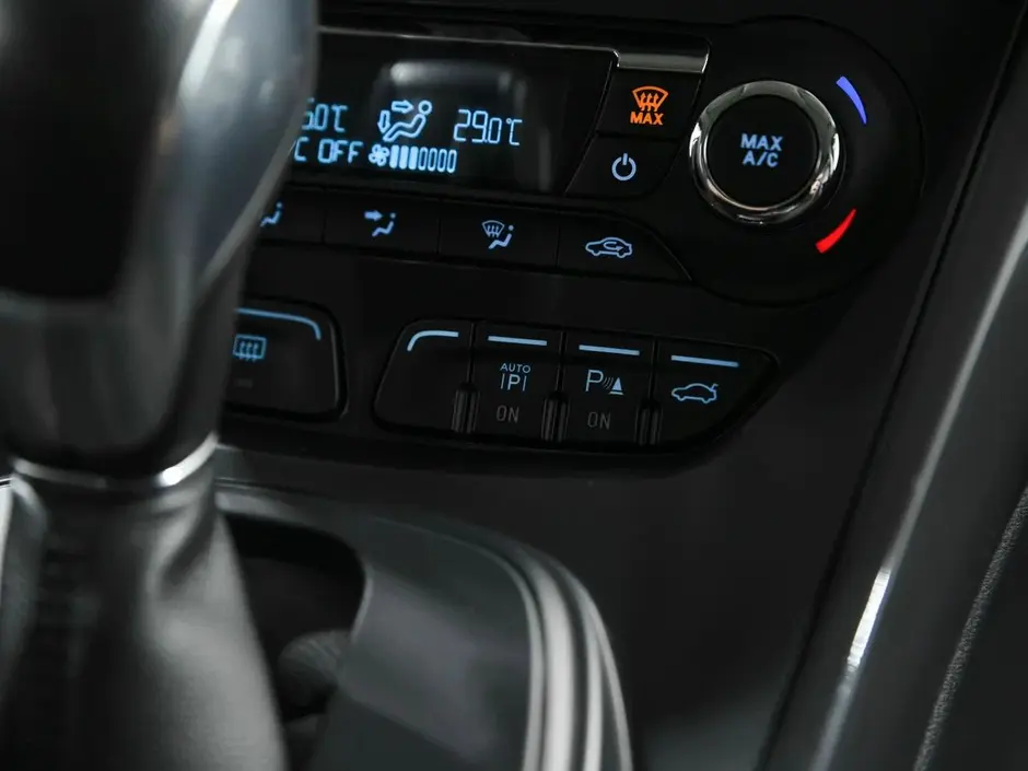 Ford Kuga, 2016 г.