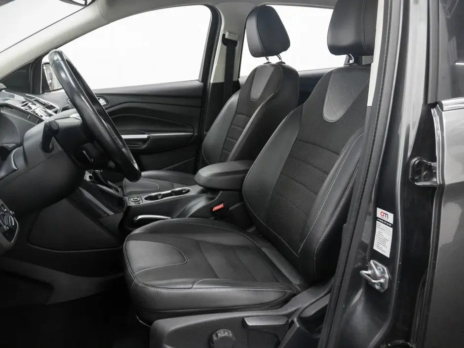 Ford Kuga, 2015 г.
