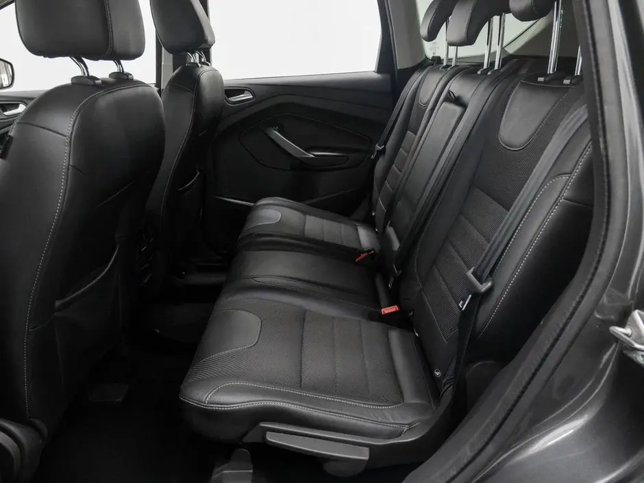Ford Kuga, 2015 г.