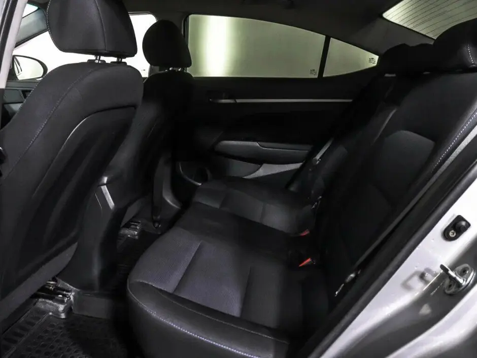 Hyundai Elantra, 2018 г.