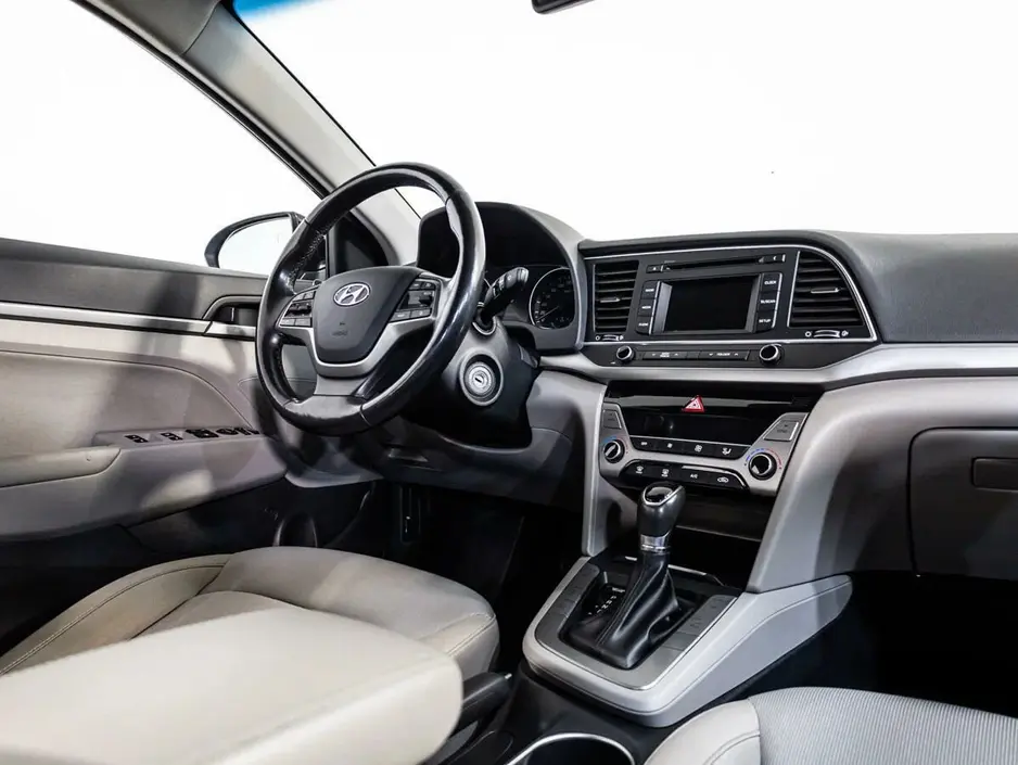 Hyundai Elantra, 2018 г.