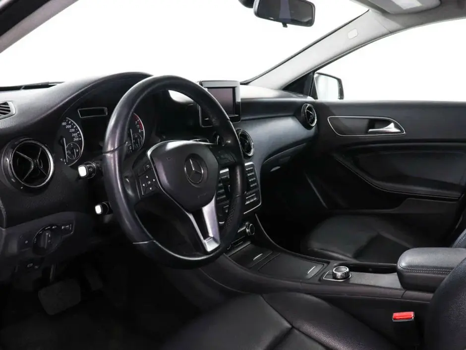 Mercedes-Benz A-Класс, 2013 г.