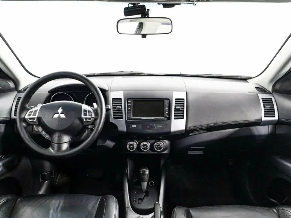 Mitsubishi Outlander, 2012 г.