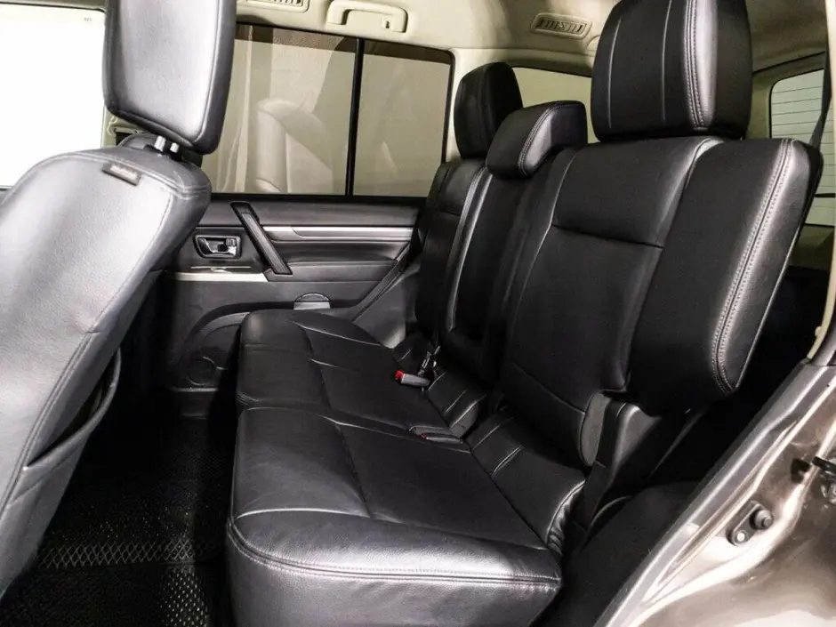 Mitsubishi Pajero, 2014 г.