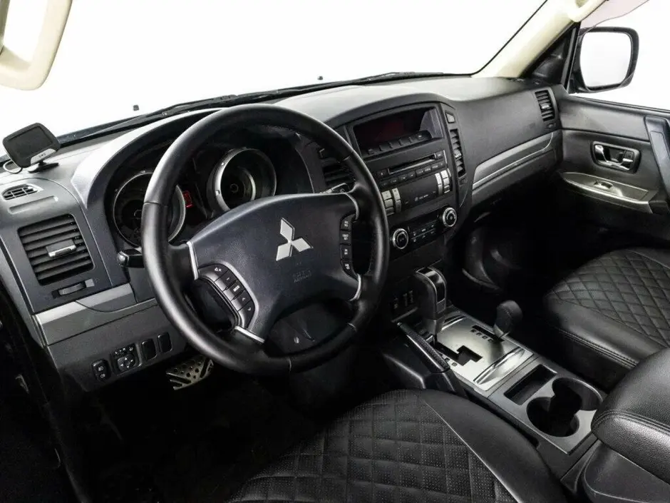 Mitsubishi Pajero, 2013 г.