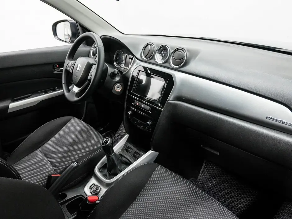 Suzuki Vitara, 2015 г.
