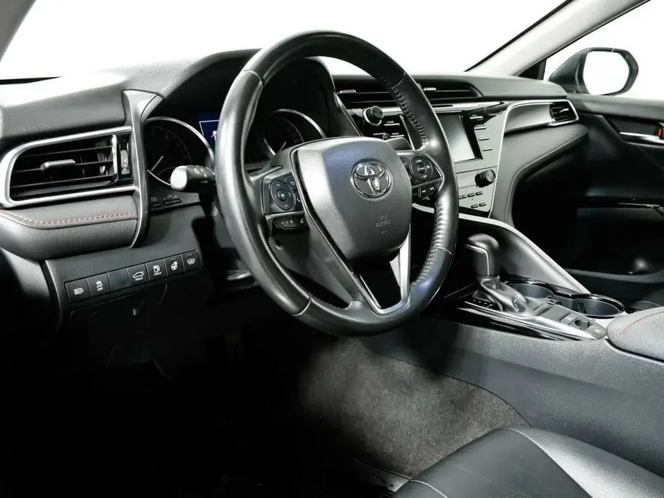 Toyota Camry, 2021 г.