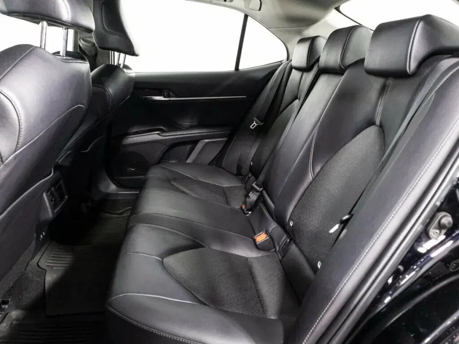 Toyota Camry, 2021 г.