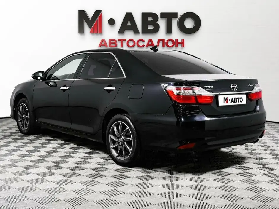 Toyota Camry, 2016 г.