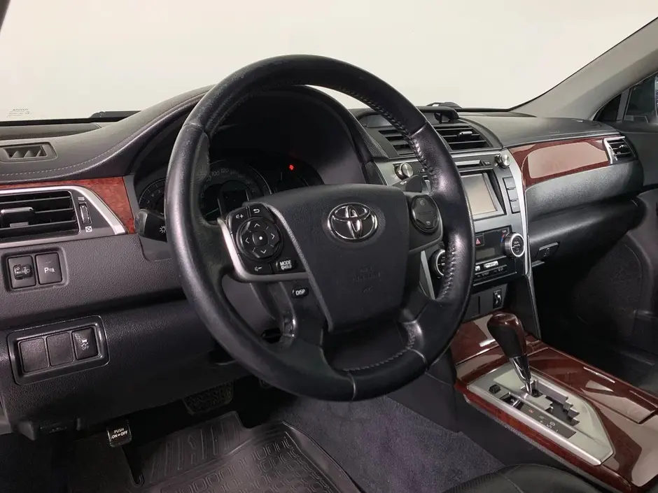Toyota Camry, 2013 г.