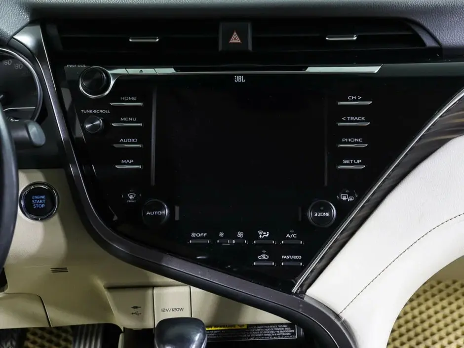 Toyota Camry, 2020 г.