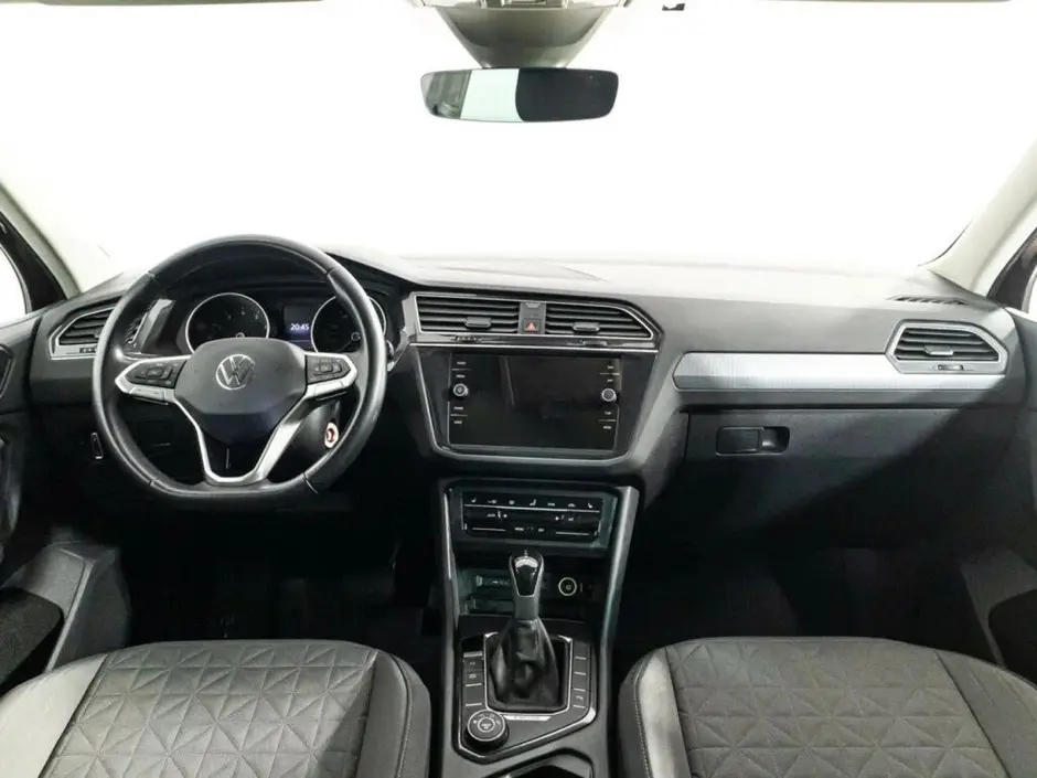 Volkswagen Tiguan, 2020 г.