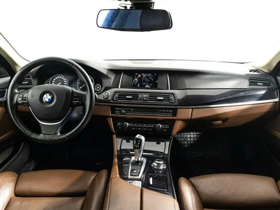 BMW 5 серии, 2015 г.