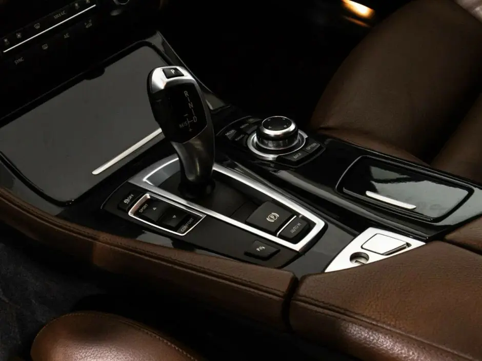 BMW 5 серии, 2015 г.