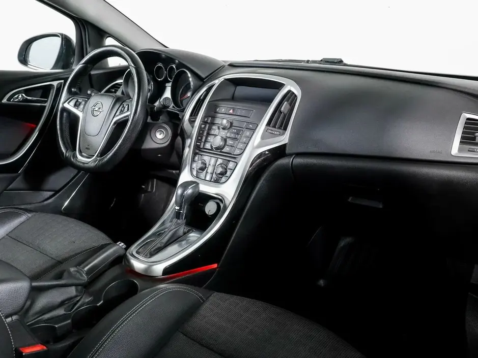 Opel Astra, 2013 г.