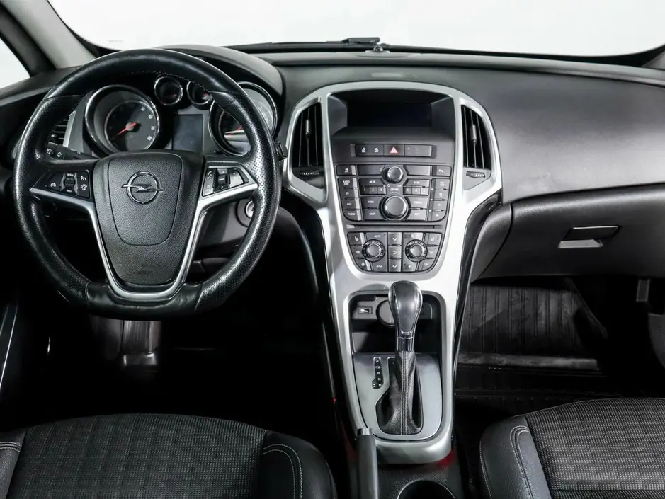 Opel Astra, 2013 г.