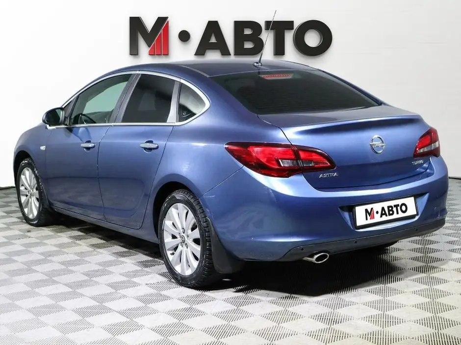 Opel Astra, 2014 г.
