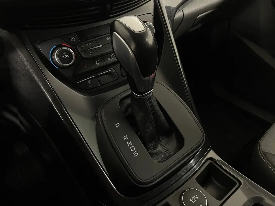 Ford Kuga, 2017 г.