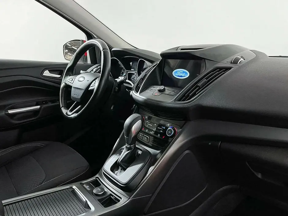 Ford Kuga, 2017 г.