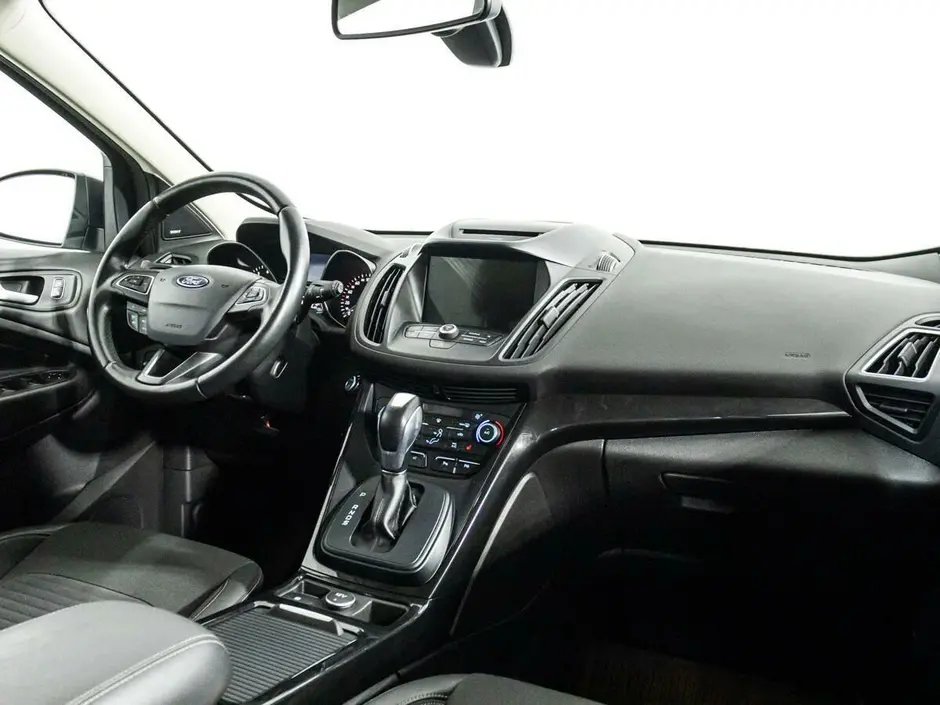 Ford Kuga, 2017 г.