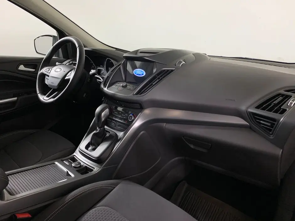 Ford Kuga, 2018 г.
