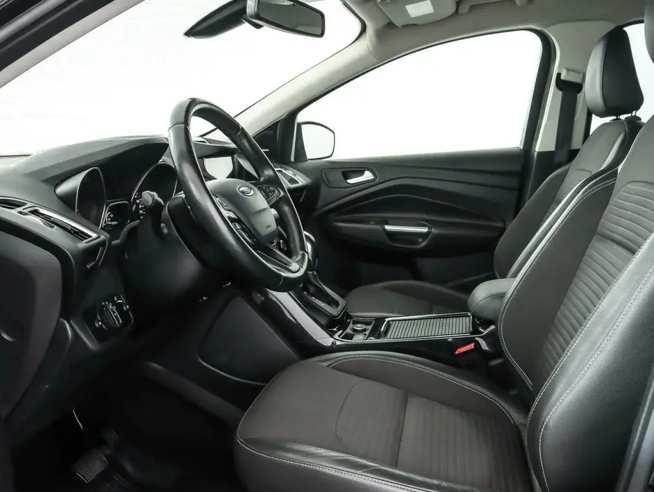 Ford Kuga, 2017 г.