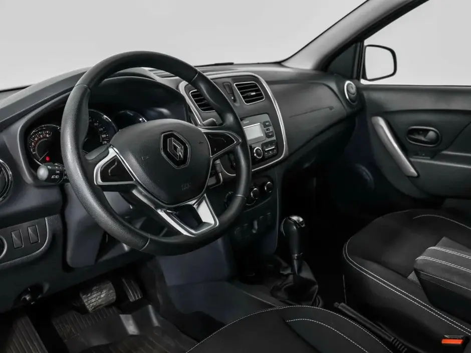 Renault Logan, 2021 г.
