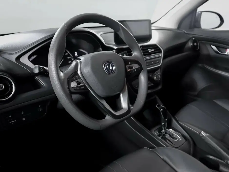Changan Alsvin, 2023 г.