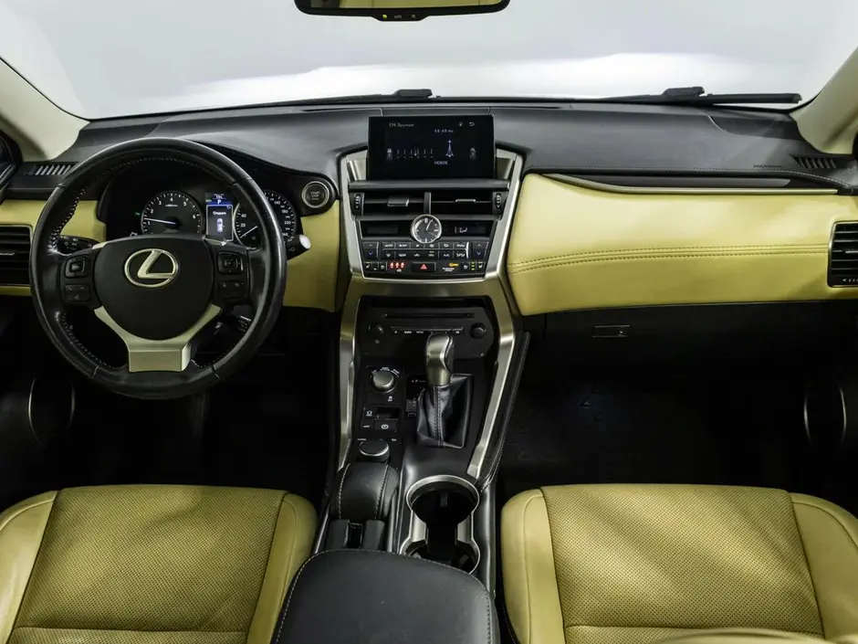 Lexus NX, 2015 г.