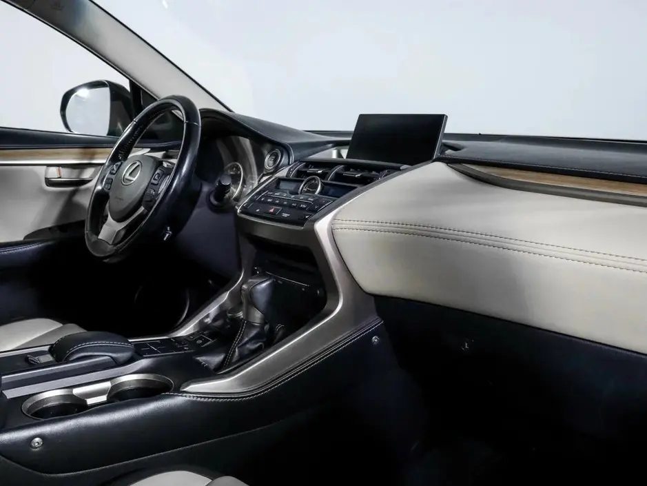 Lexus NX, 2015 г.