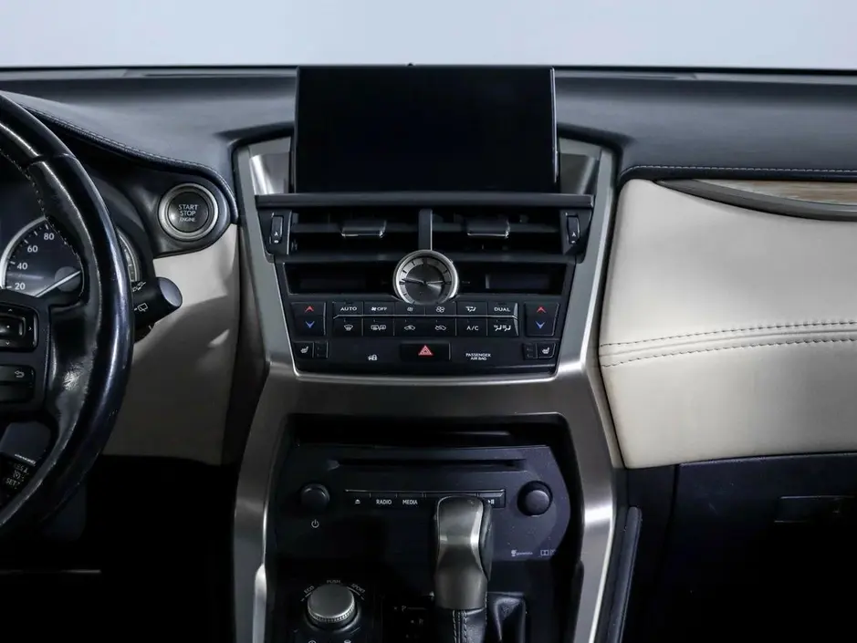 Lexus NX, 2015 г.