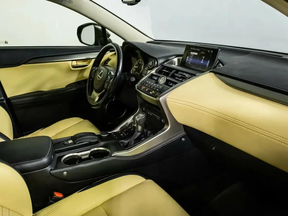 Lexus NX, 2015 г.