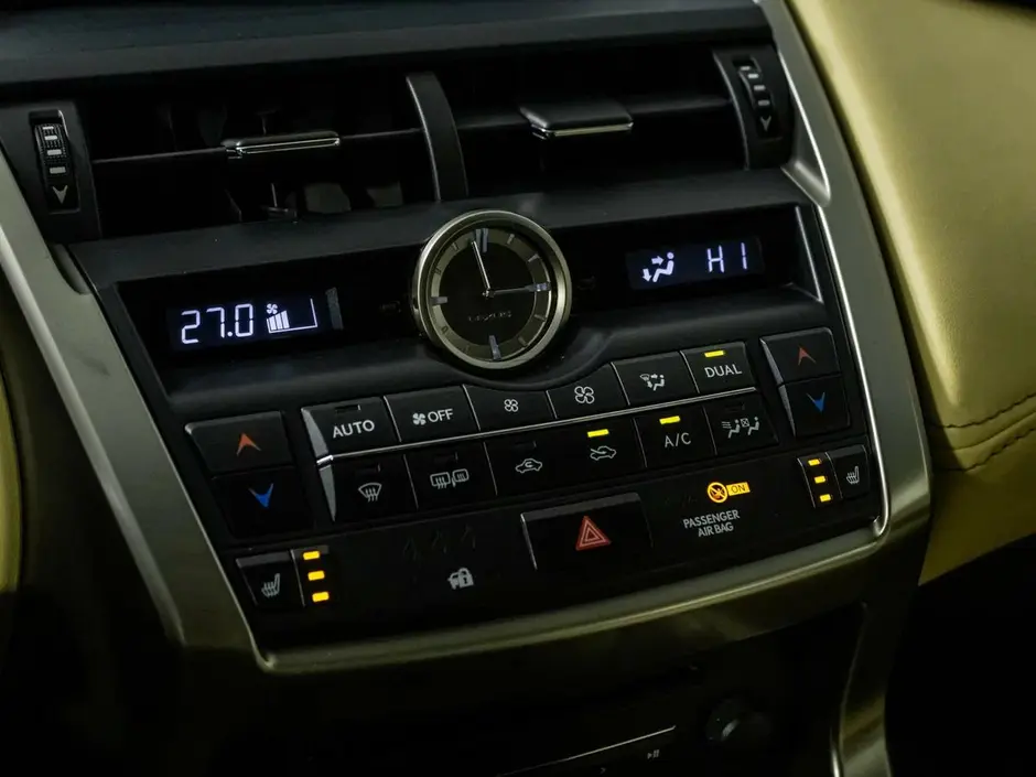 Lexus NX, 2015 г.