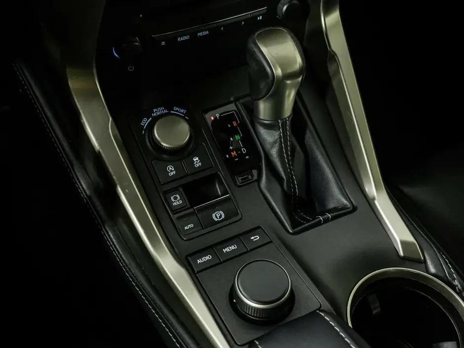 Lexus NX, 2015 г.